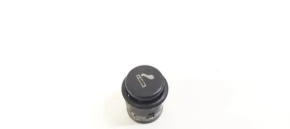 Volkswagen Golf III Cigarette lighter 