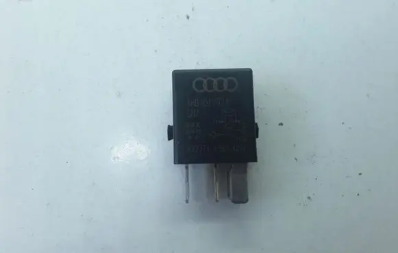 Volkswagen Golf VI Other relay 4H0951253C V23374A1001X010