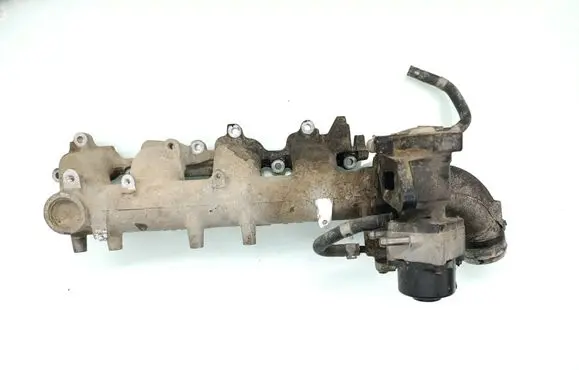 Nissan X-Trail T30 Intake manifold NL0789