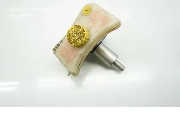 Master brake cylinder