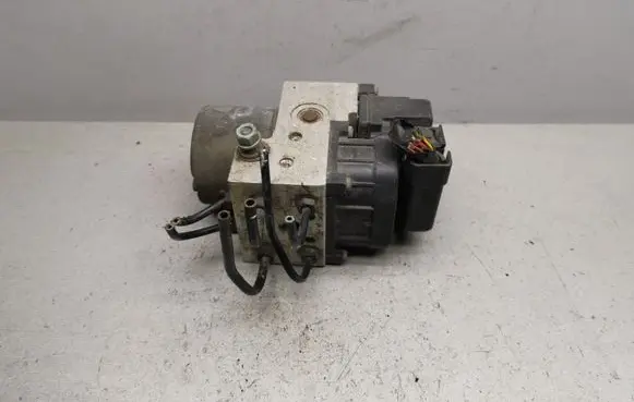 Audi A4 S4 B5 8D ABS Pump 0273004281 0265216559 8E0614111AB