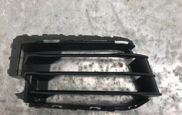 BMW X2 F39 Front bumper lower grill 7429016BILI 7429016