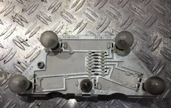 Peugeot 605 Tail light bulb cover holder