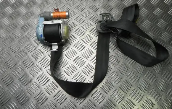 Hyundai Getz Front seatbelt 888801C801 M2848