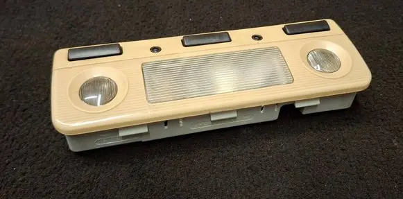 BMW 5 E39 Front seat light 8369512