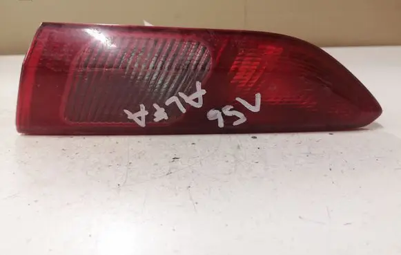 Alfa Romeo 156 Tailgate rear/tail lights 60620138