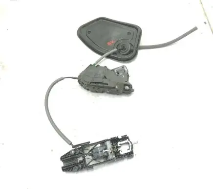 Audi Q3 F3 Front door lock 45310180 B5C5TB937015C