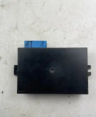 BMW 5 E39 Cruise control unit/module 65718375497 8375497