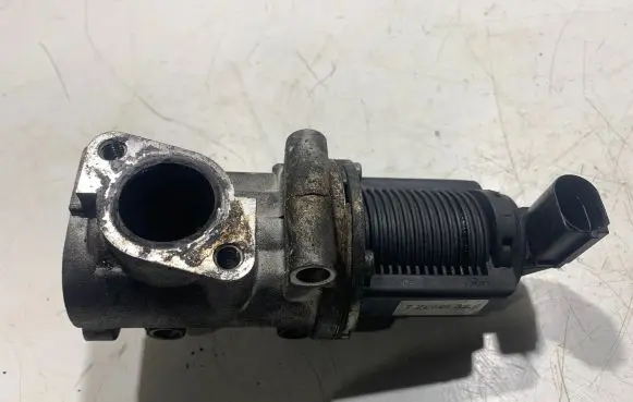 Opel Signum EGR valve 722946380