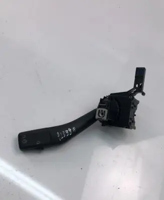 Volkswagen Golf V Indicator stalk 1K0953519