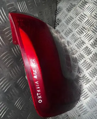 Skoda Octavia Mk2 (1Z) Rear/tail lights 1Z9945257
