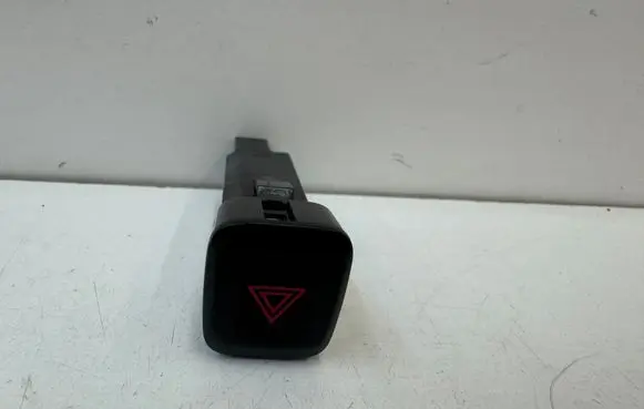 Volvo V60 Hazard light switch 9123681