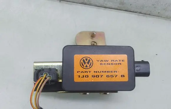 ESP acceleration yaw rate sensor