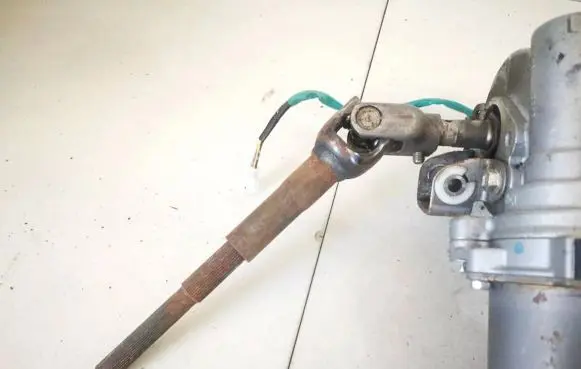 Toyota Prius (XW20) Steering column universal joint