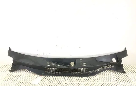 Dodge Caliber Wiper trim 05303815AF