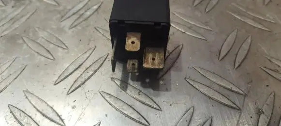 Alfa Romeo 156 Other relay 83652110
