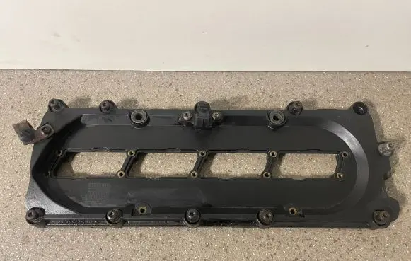 Audi A8 S8 D4 4H Rocker cam cover 057103470L
