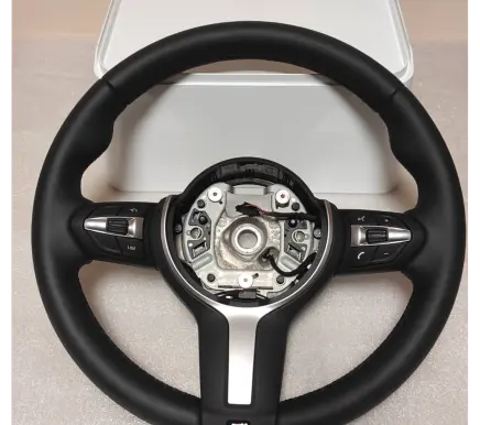 BMW X2 F39 Steering wheel 32307851518