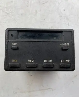 BMW 7 E32 Screen/display/small screen 62131374288 1374288