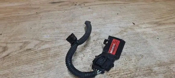 Volvo V70 Air pressure sensor 0261230106 30622083