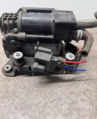 BMW 6 G32 Gran Turismo Air suspension compressor/pump 6886721