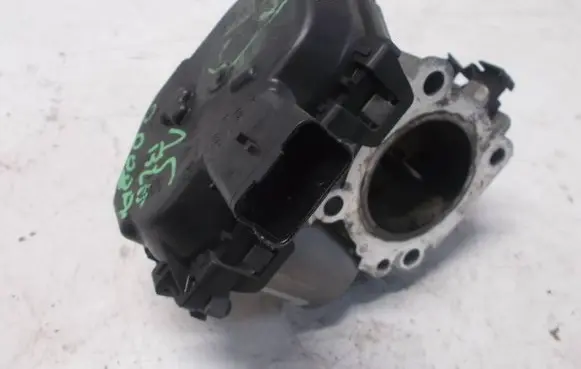 Peugeot 2008 II Throttle body valve 231026787
