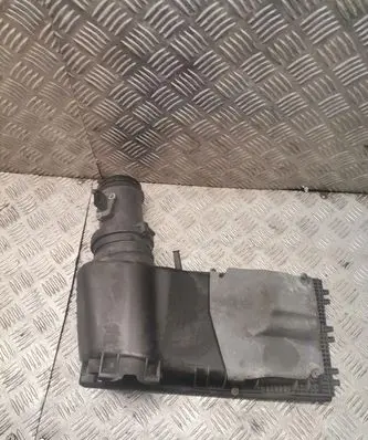 Volkswagen Touareg I Mass air flow meter