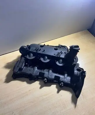 Peugeot 407 Rocker cam cover 