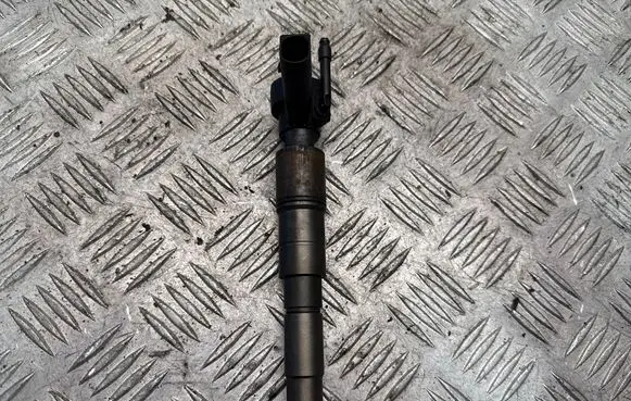 BMW X5 E70 Fuel injector 0445115070
