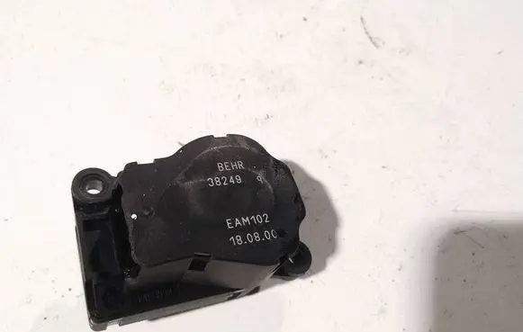 Volvo XC70 Air flap motor/actuator eam102 38249q