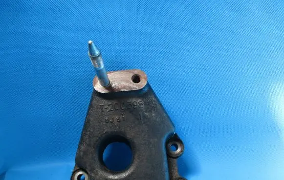 Chevrolet Aveo Gearbox mounting bracket