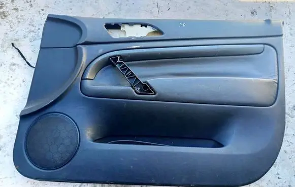 Skoda Superb B5 (3U) Front door card panel trim 36123364R