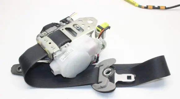Lexus GS 300 350 430 450H Front seatbelt 7Q1610P