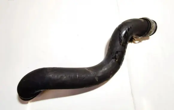 Mercedes-Benz E W211 Engine coolant pipe/hose