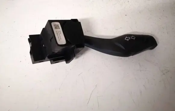 Ford Focus Indicator stalk av6t13335ab av6t-13335-ab