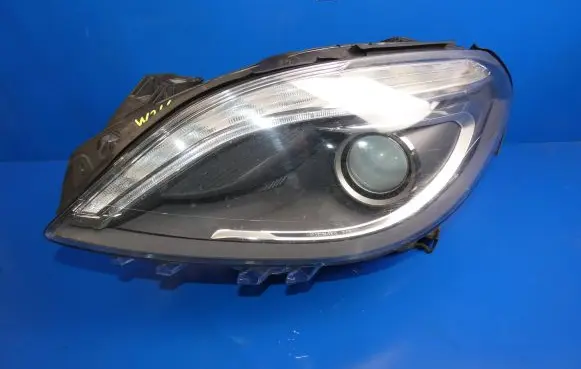 Mercedes-Benz B W246 W242 Headlight/headlamp A2468207361 LE10C6247 030127167107