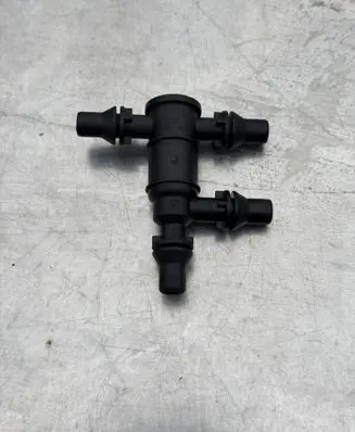 Mercedes-Benz Sprinter W907 W910 Engine coolant pipe/hose A0005061000