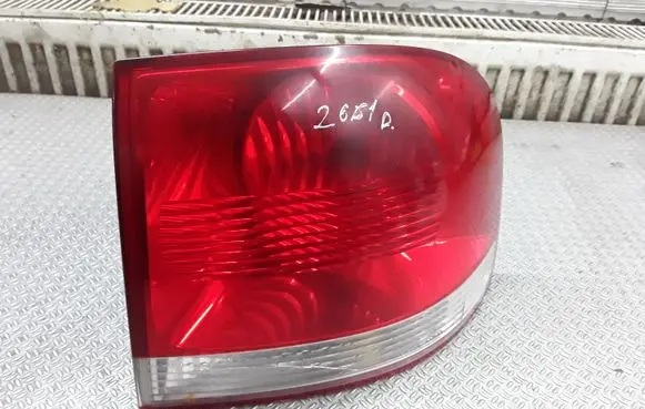 Volkswagen Touareg I Rear/tail lights 7L6945096K