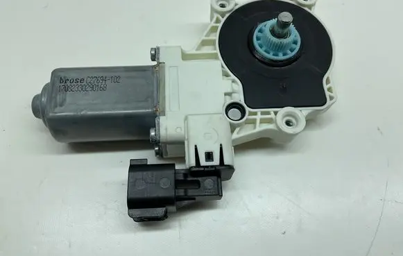Jaguar F-Type Front door electric window regulator C27694102 17082330290168