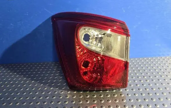 Suzuki SX4 S-Cross Rear/tail lights 220-17733