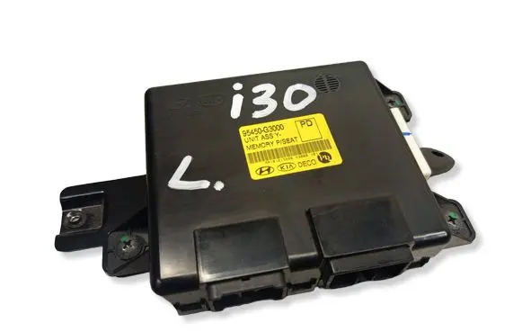 Hyundai i30 fastback Seat heating relay 95450G3000 AA181213208