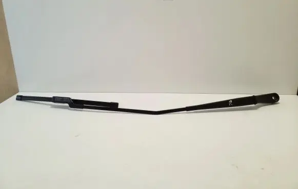 Opel Grandland X Front wiper blade arm YP00062080