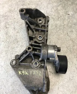 Renault Megane II Generator/alternator bracket 8200365097