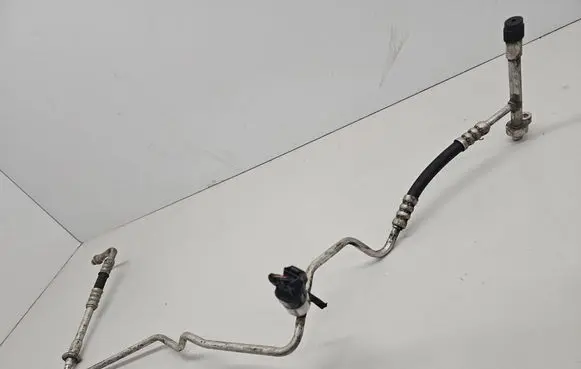 Ford Focus Air conditioning (A/C) pressure sensor E3938001 B1059 6740779