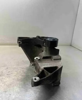 BMW 1 E81 E87 Generator/alternator bracket 13992010
