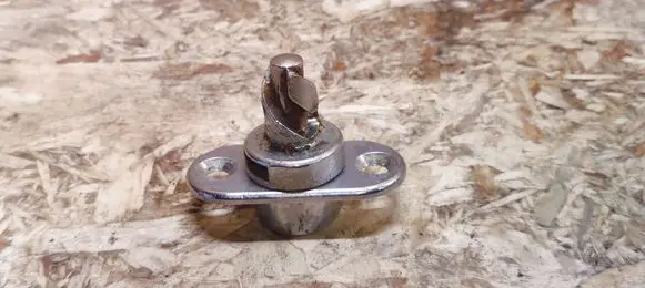 Mercedes-Benz SL R107 Convertible roof lock/latch 