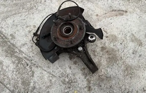 Chrysler Grand Voyager V Front wheel hub