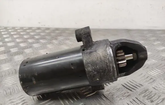 Toyota Verso Starter motor 0001138064