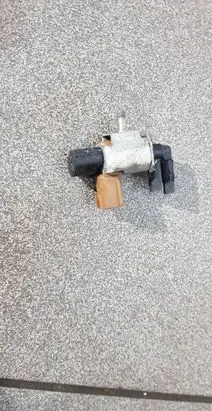 Nissan Murano Z51 Valve vacuum 