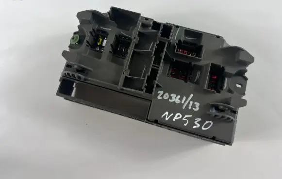BMW X5 E70 Fuse box set 518967010C